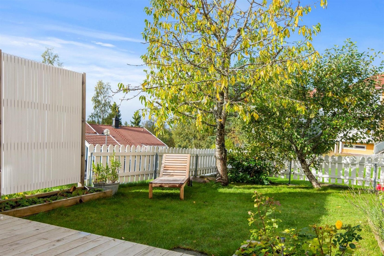 Hyggelig usjenert hage Galleribilde