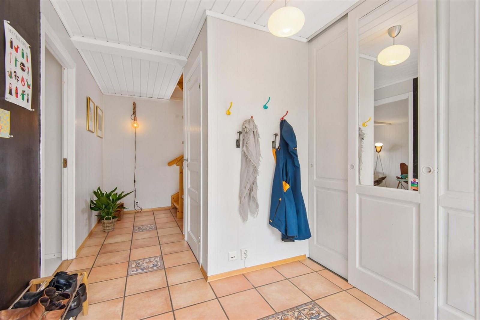 God plass og varmekabler i gulvet Galleribilde