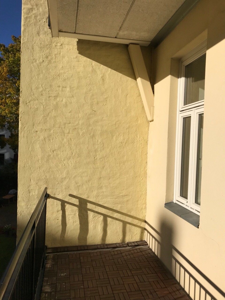 Solrik balkong Galleribilde