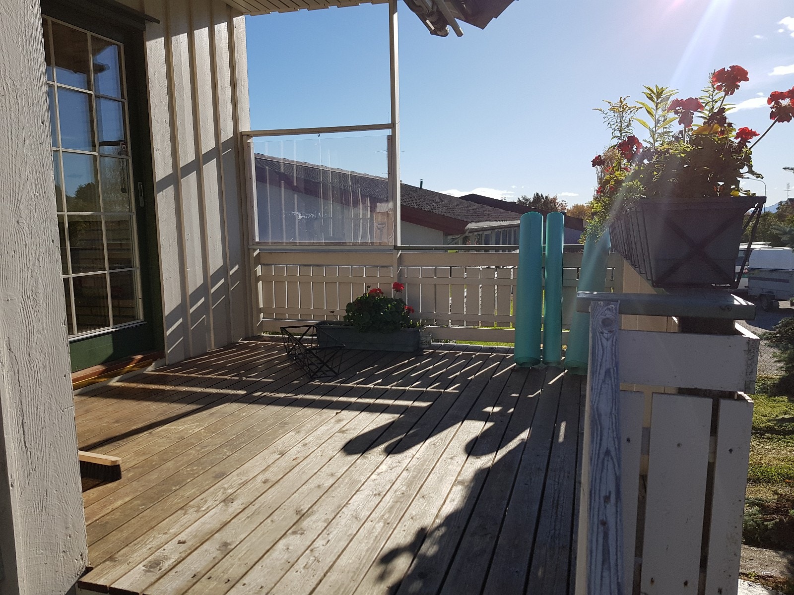Stor solvendt terasse Galleribilde