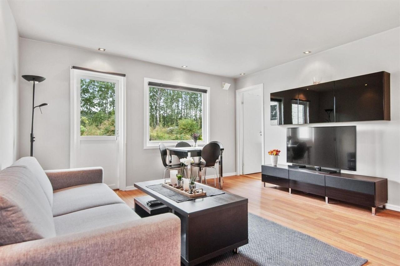 Telenor leverer kabel-TV og bredbåndstjenester. Galleribilde