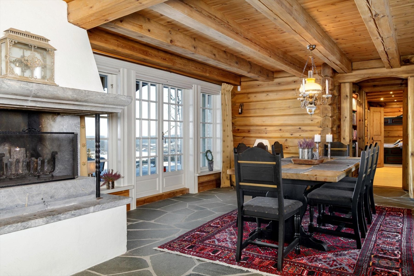 stue 5 5100 Galleribilde