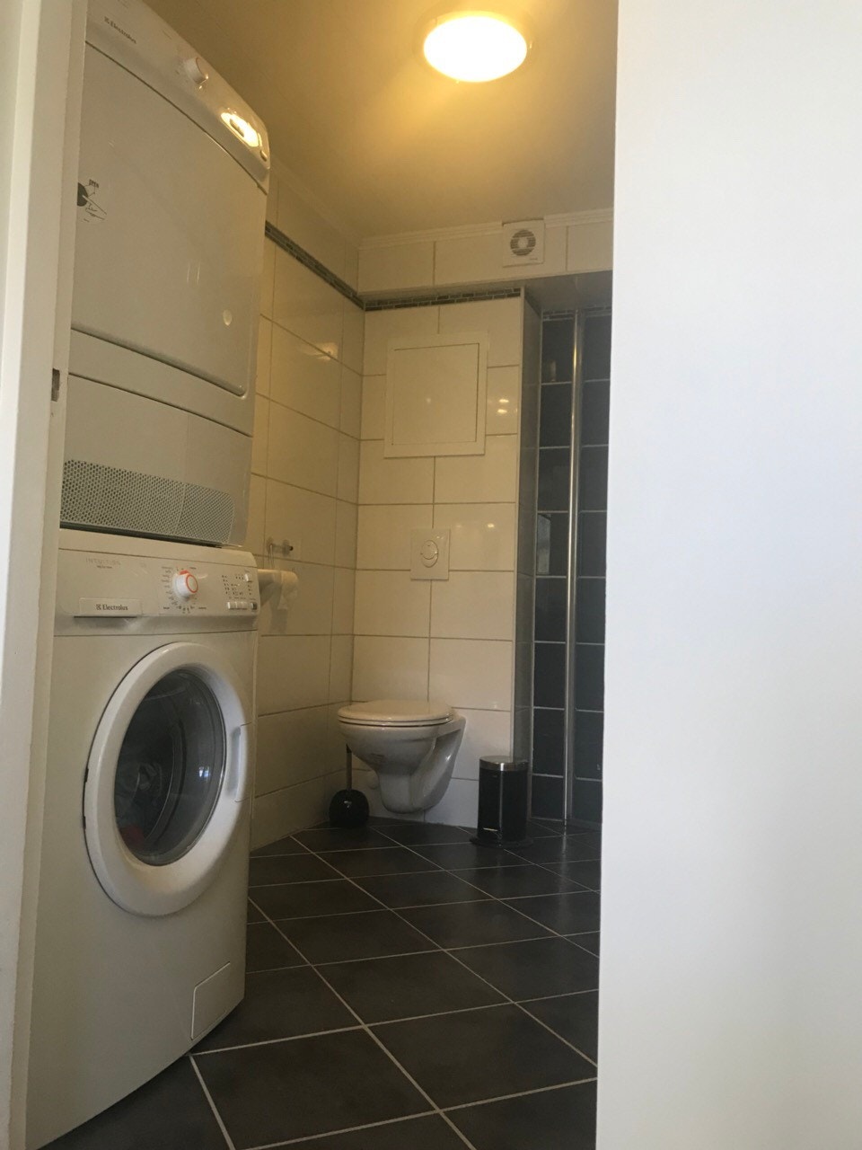 Badet Galleribilde