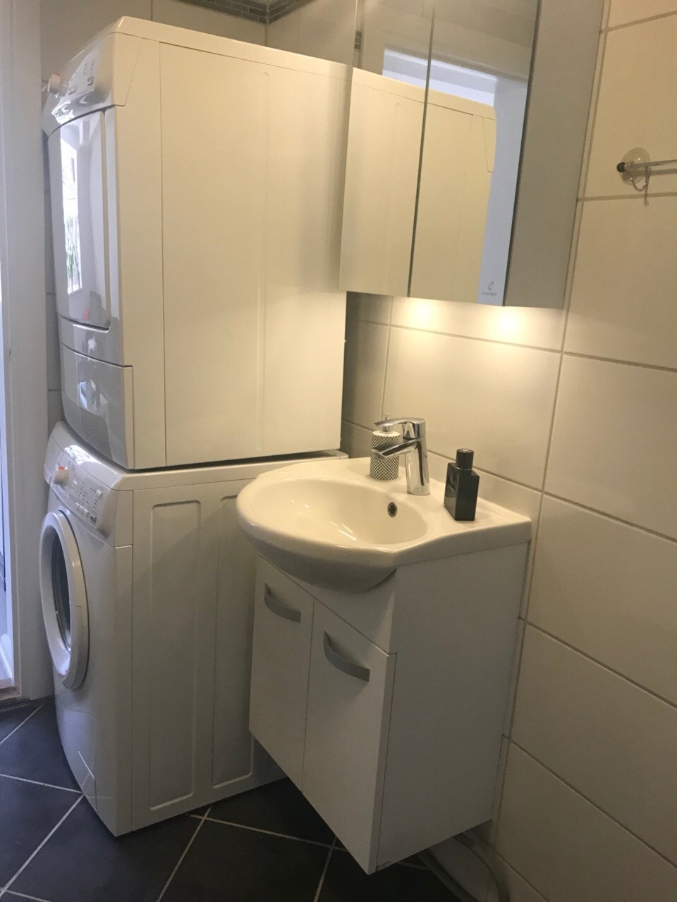 Badet Galleribilde