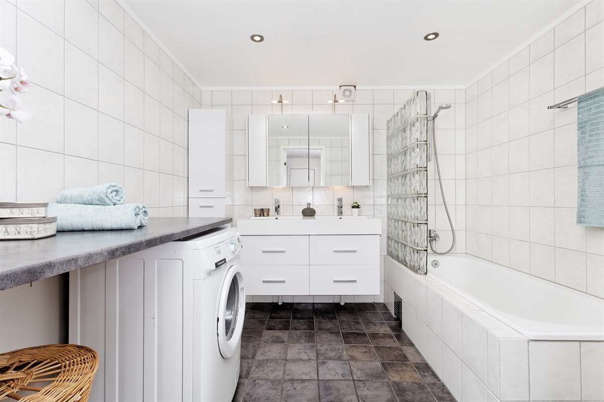 Det er opplegg for vaskemaskin og tørketrommel Galleribilde