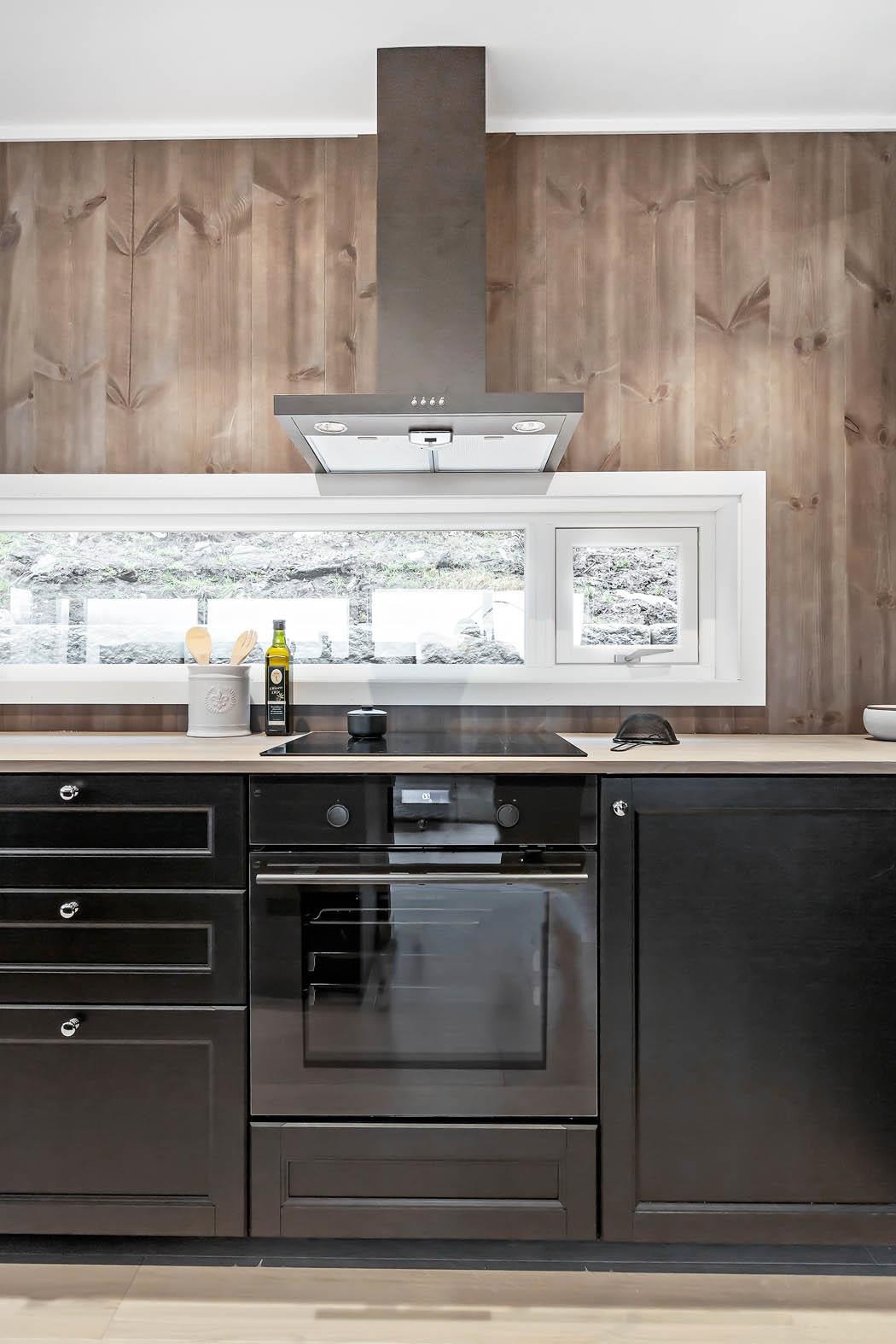 Ventilator med komfyrvakt. Galleribilde