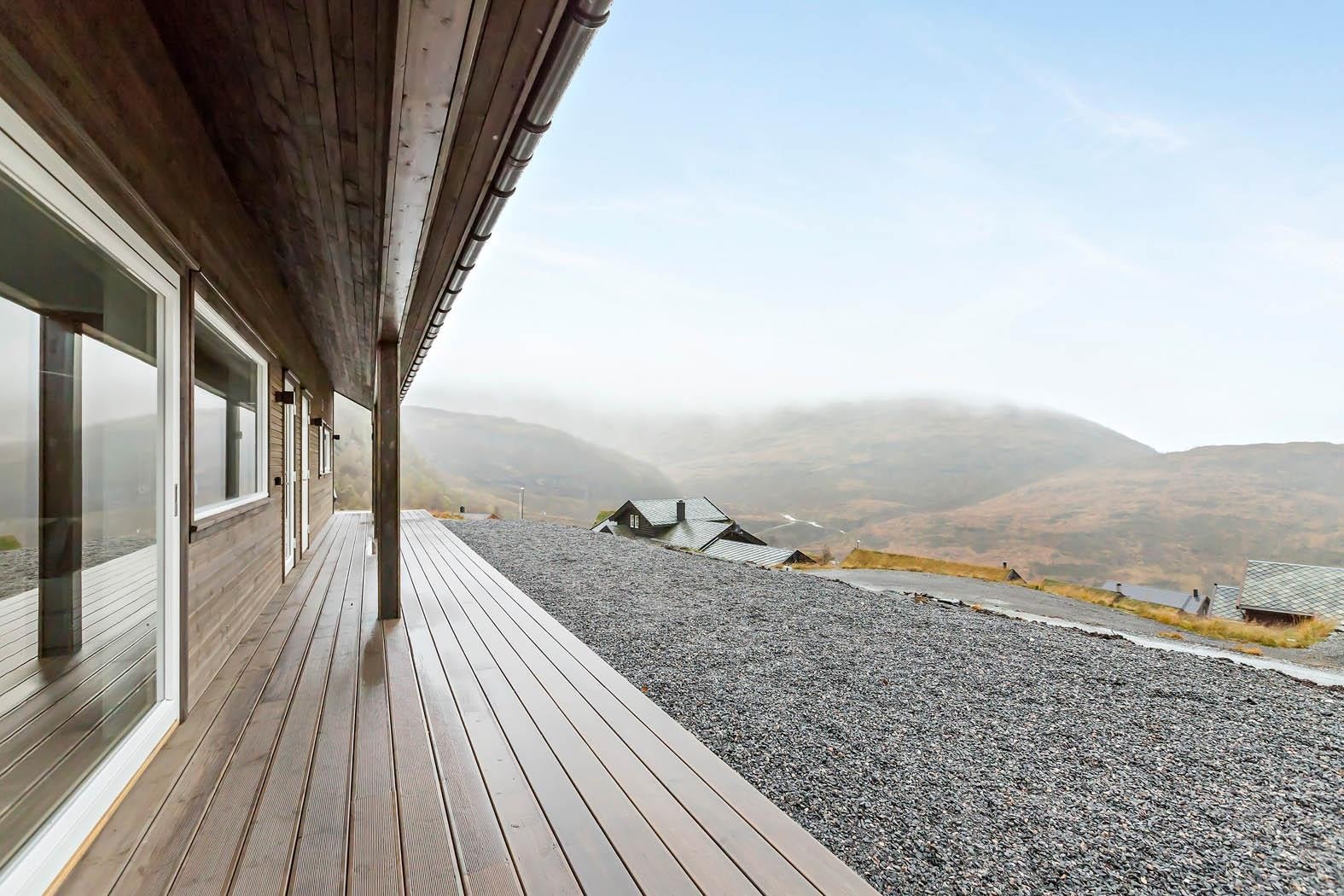 Fantastiske sol- og utsiktsfrohold vinter og sommer. Galleribilde