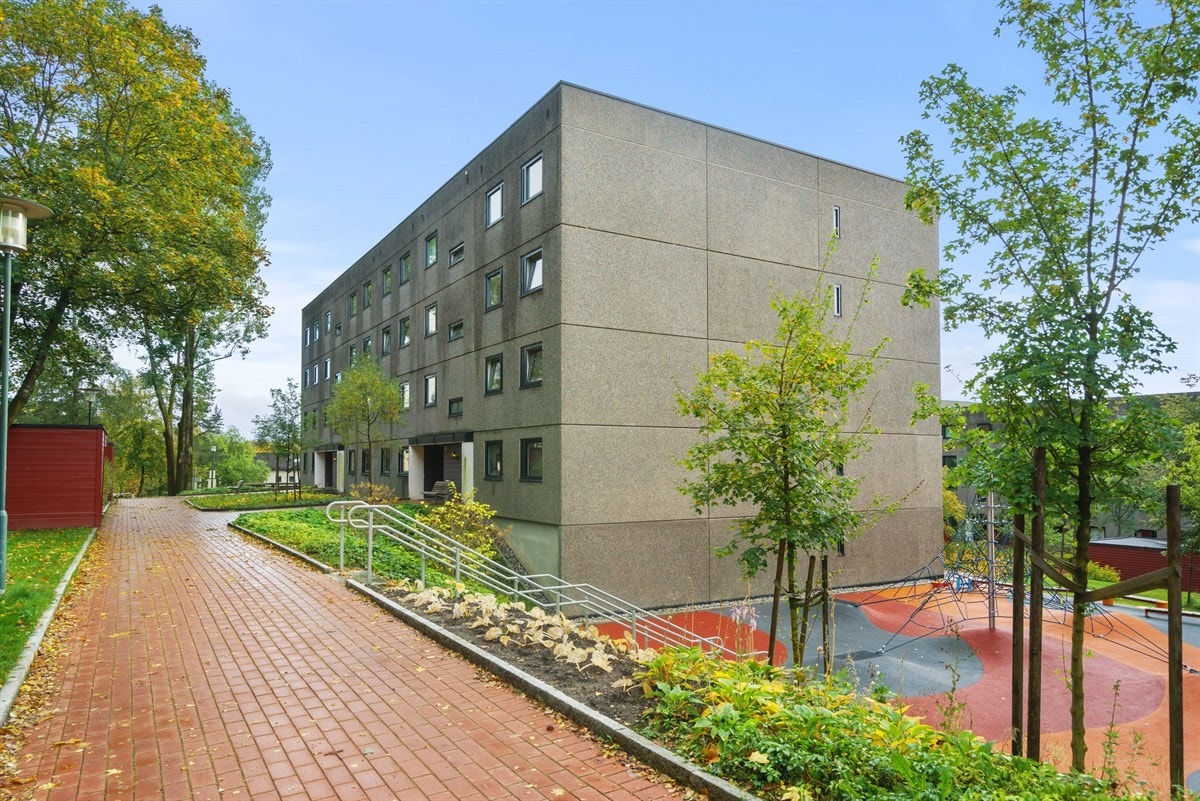 Pent opparbeidede gangveier og lekearealer Galleribilde