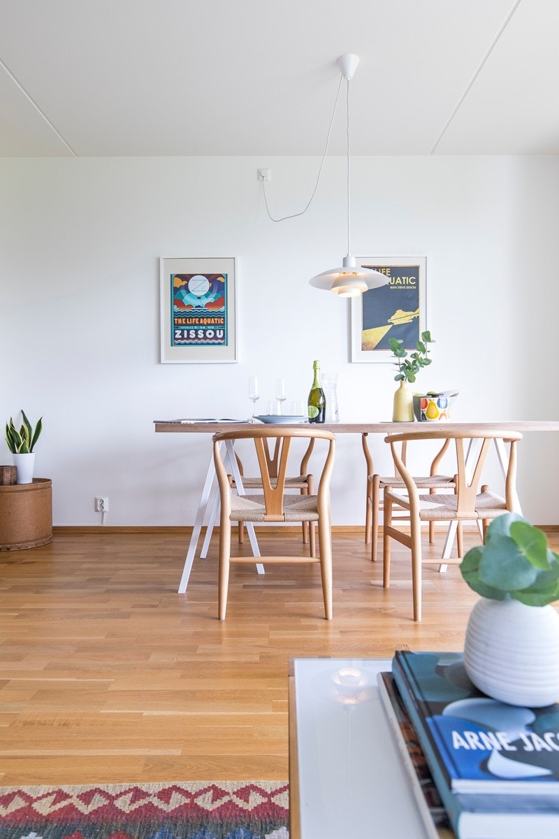 Delikat 3-stavs parkett på gulv med vannbåren varme. Galleribilde