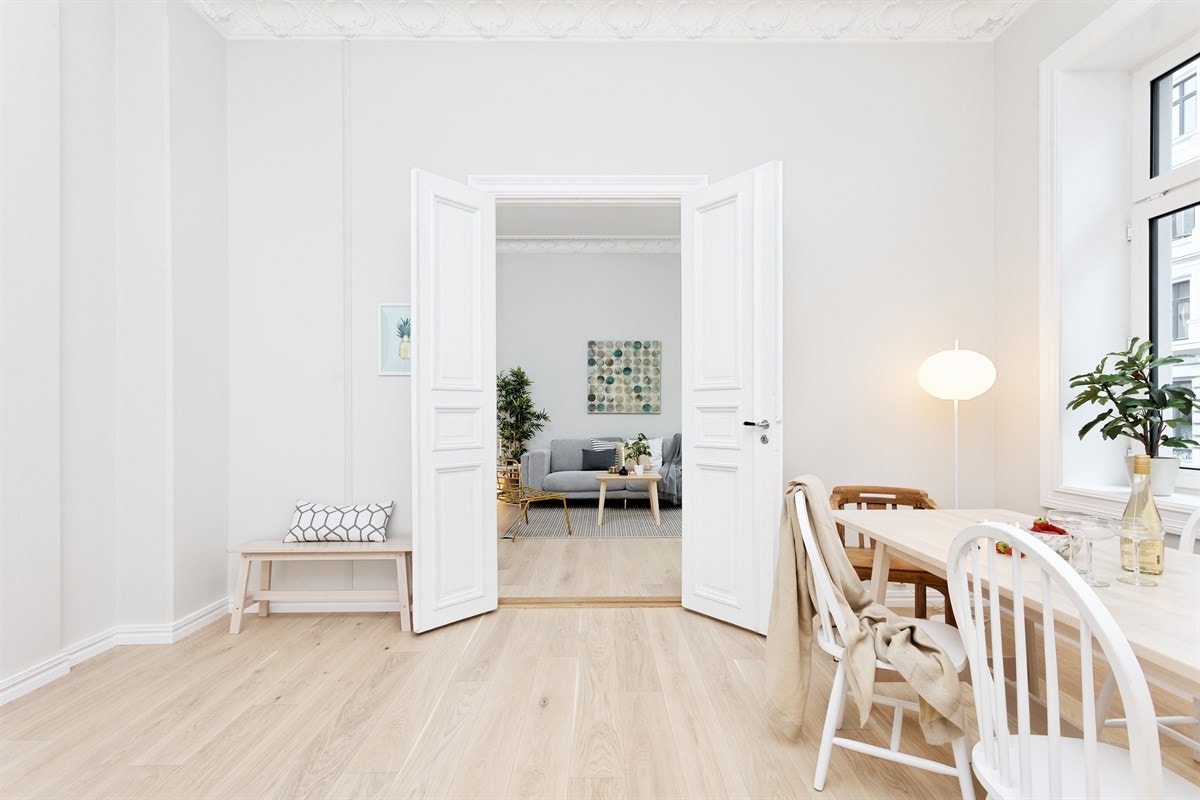 Doble fløydører gir et elegant preg på rommet Galleribilde