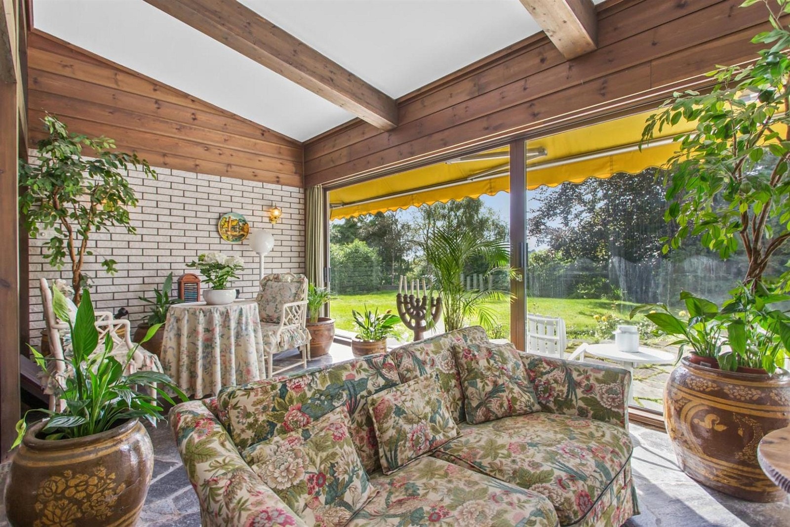 Tv-stuen ligger tilknyttet soveromsfløyen og gir fin fleksibilitet og privatliv i hverdagen Galleribilde