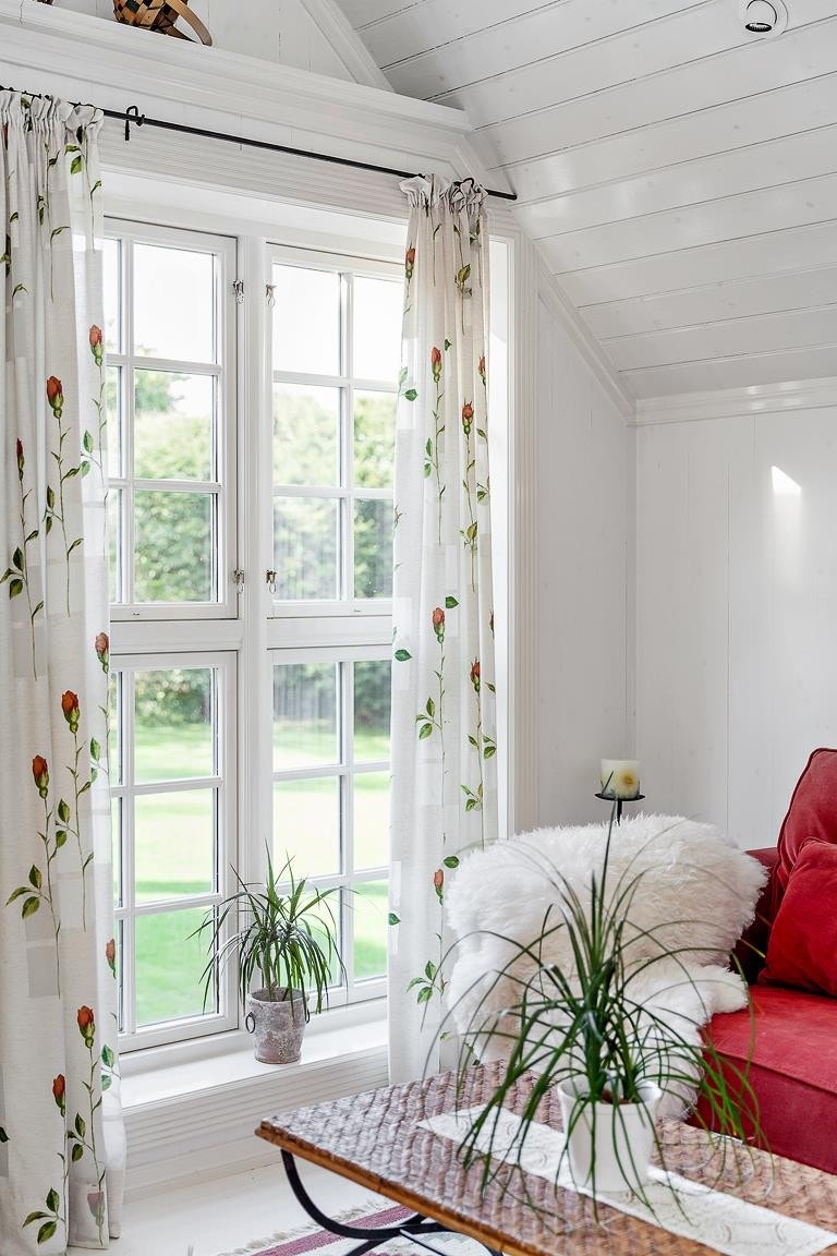 Utsikt mot hagen Galleribilde