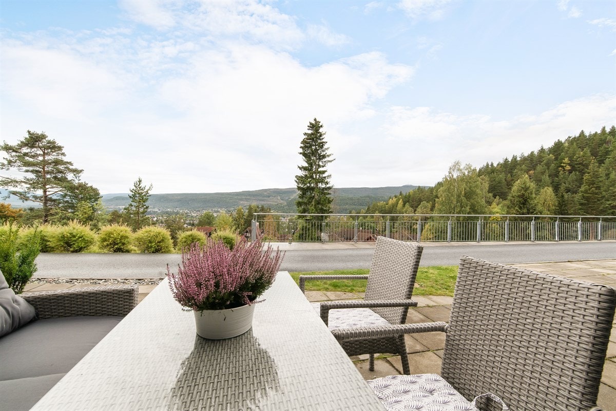 Terrasse - Terrasse med felles propananlegg til f.eks. gassgrill med uttak i bod Galleribilde