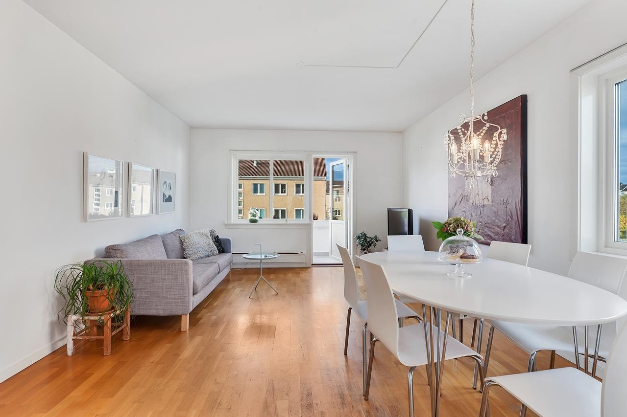 Stue - med utgang til balkong Galleribilde