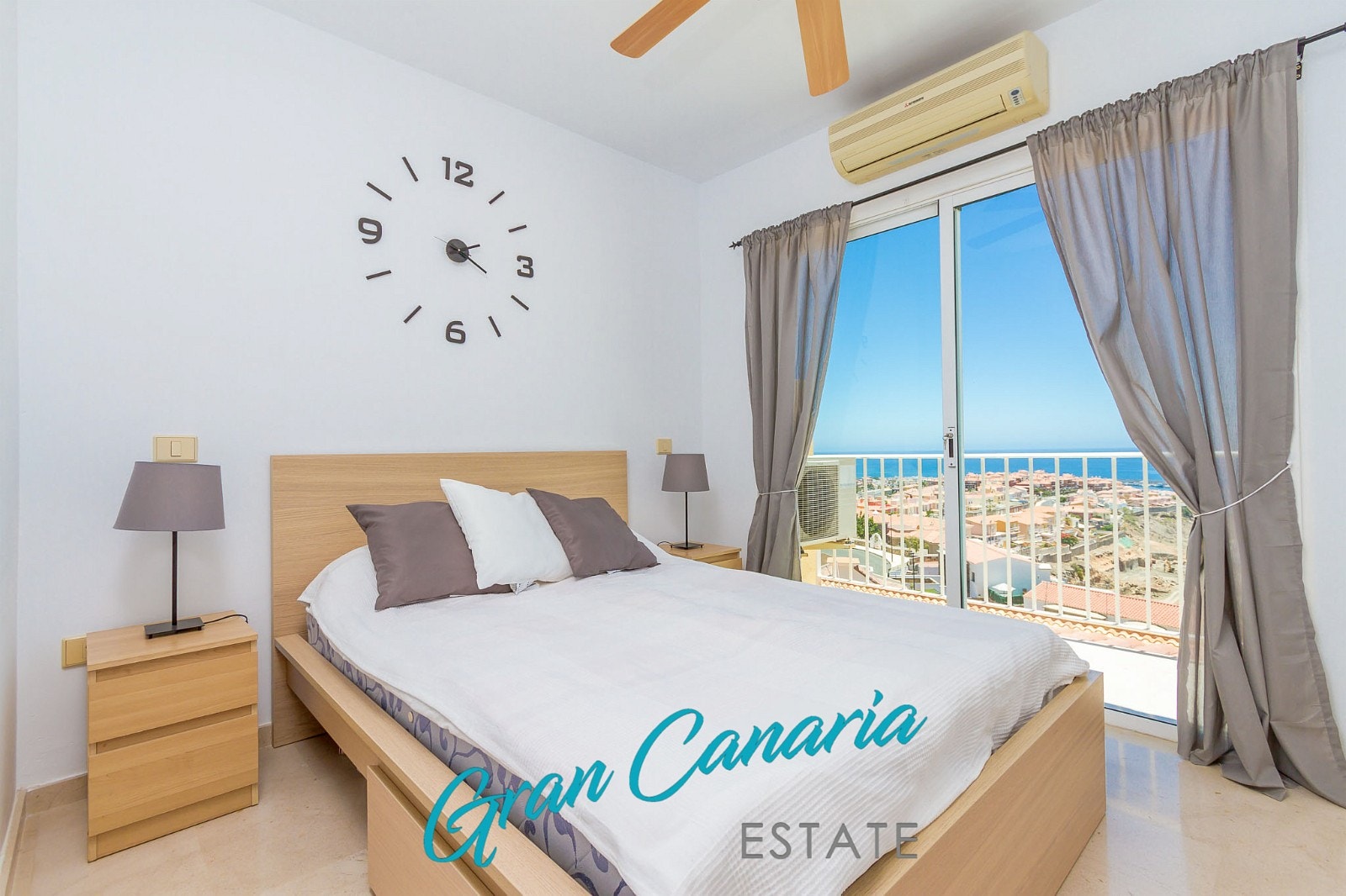 Soverom 1 i 2. etasje, med egen balkong Galleribilde