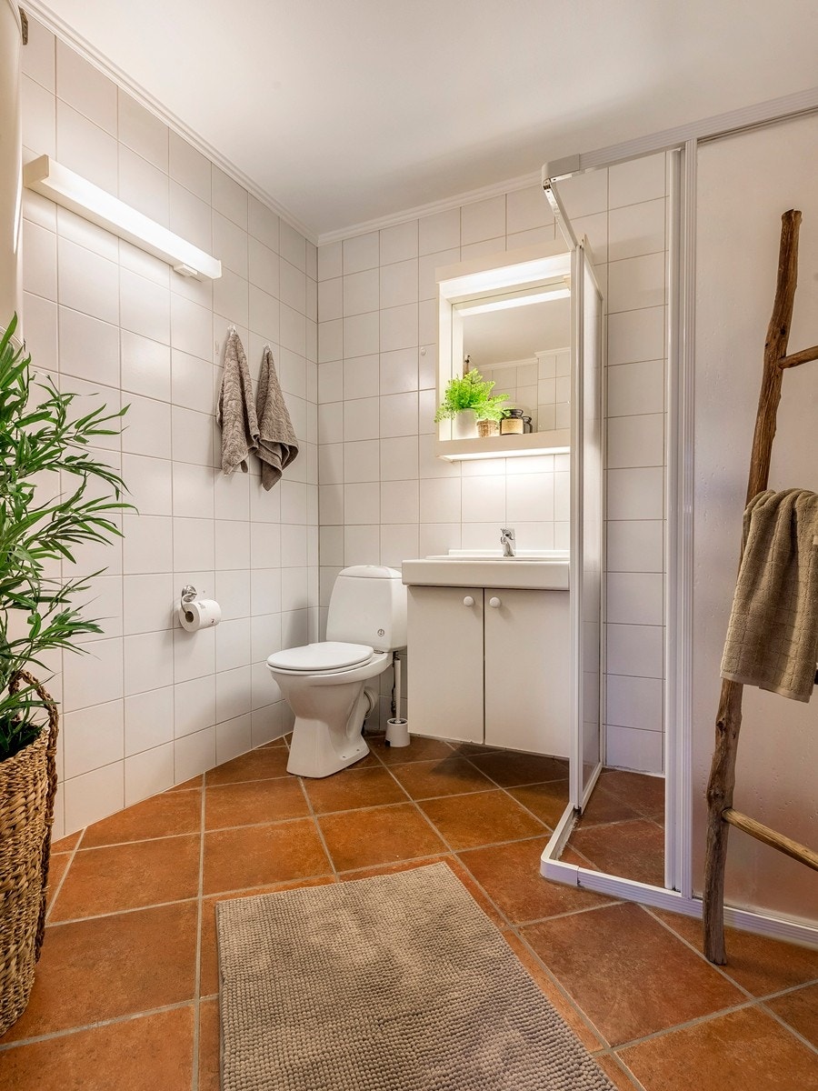 Baderom i utleie- leiligheten. Galleribilde