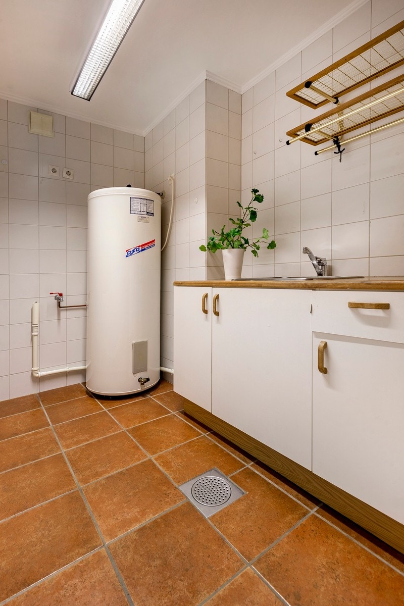 Vaskerom i u. etasjen. Galleribilde