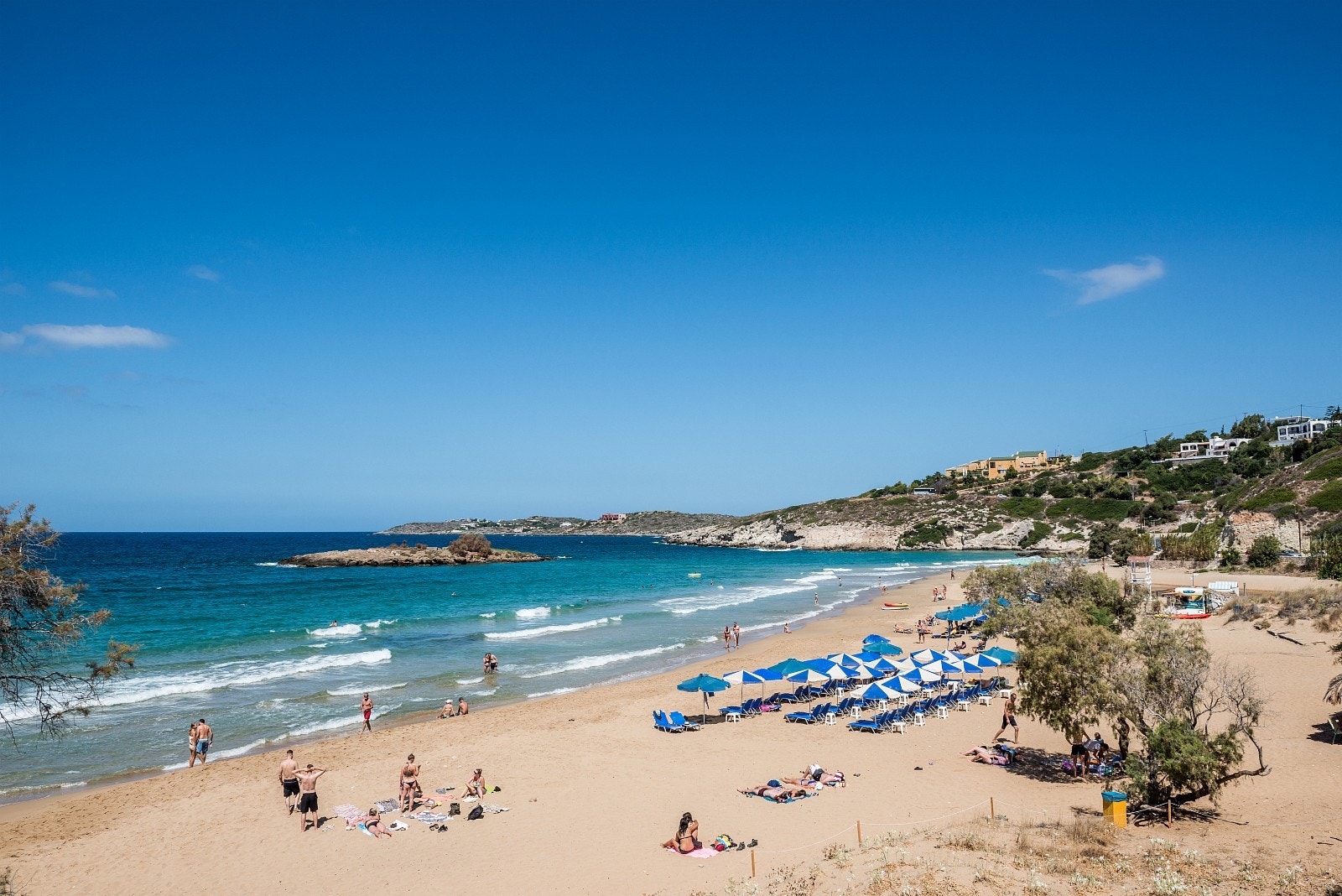 Kalathas sandstrand 1,2 km fra Villa Dimi Galleribilde