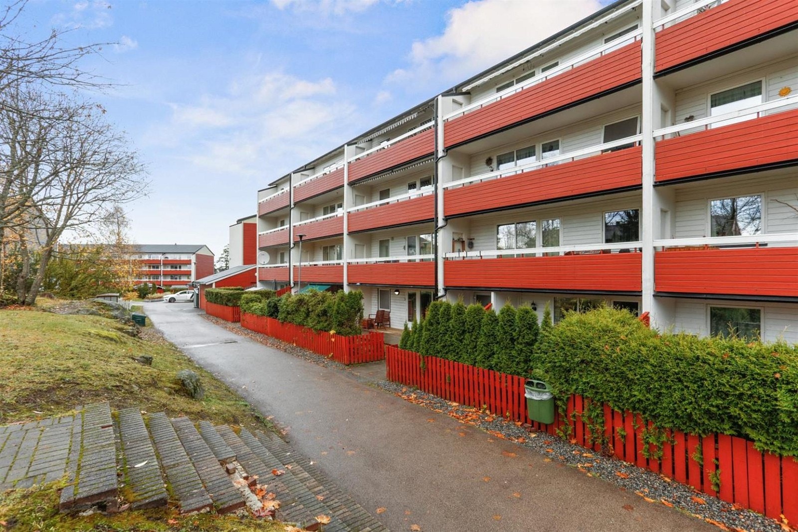 Interne asfalterte gangveier. Galleribilde