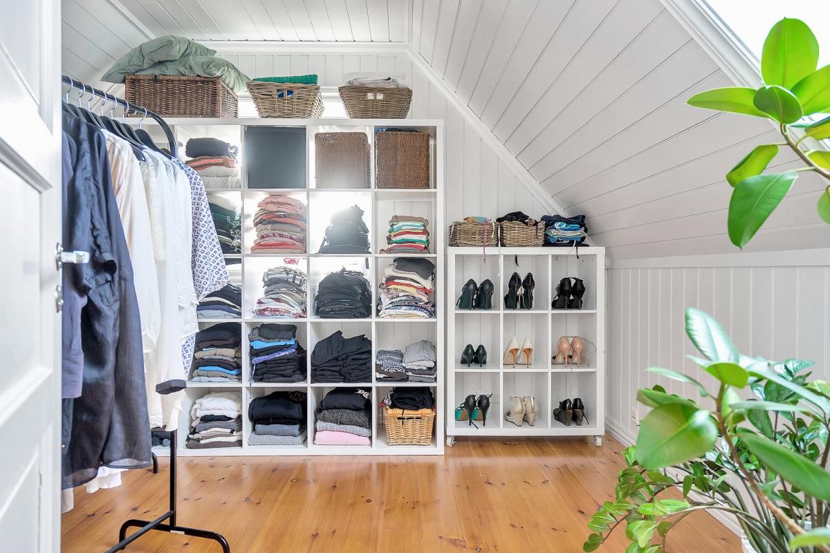 Leilighet - soverom 3 / garderobe Galleribilde