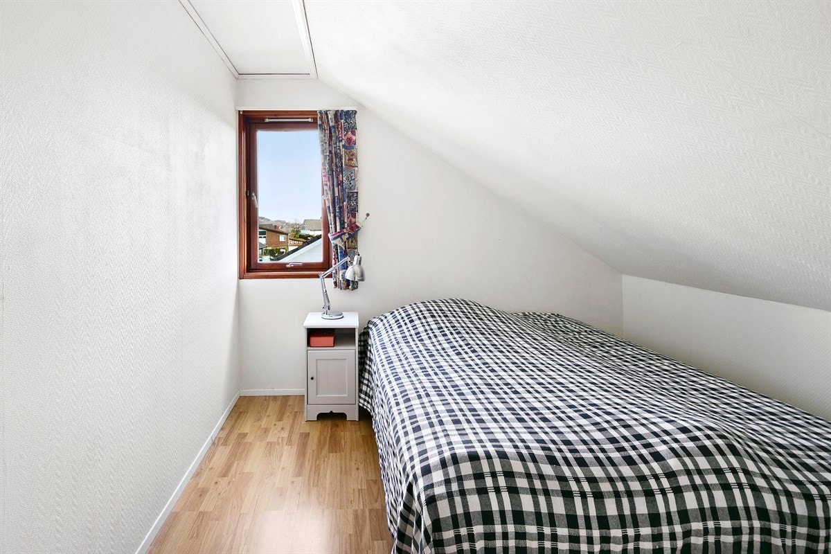 Soverom nr. 2, 2. etasje. Galleribilde