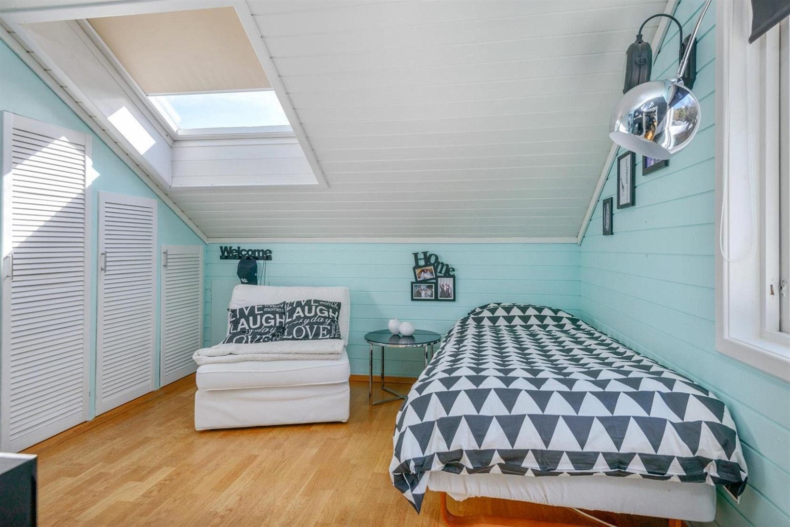 Andre etasje har også tre soverom. Galleribilde