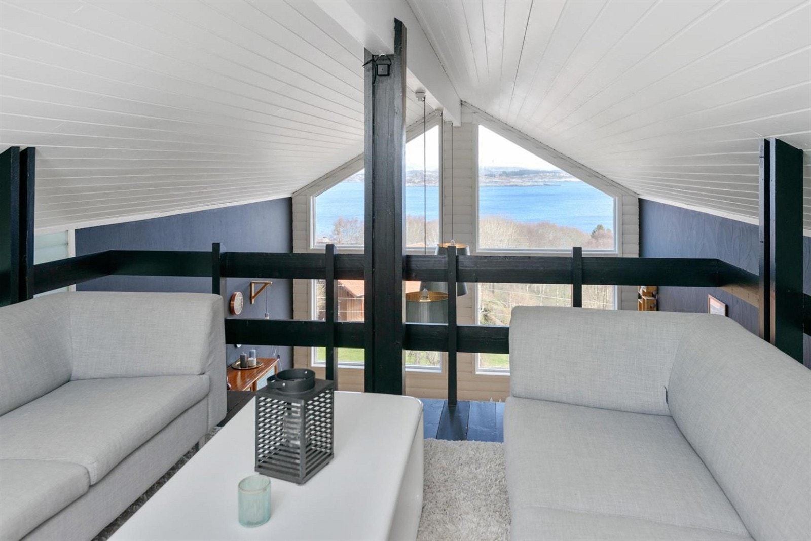 Hemsen er koselig både for store og små, et perfekt sted å sitte og spille spill for eksempel. Galleribilde