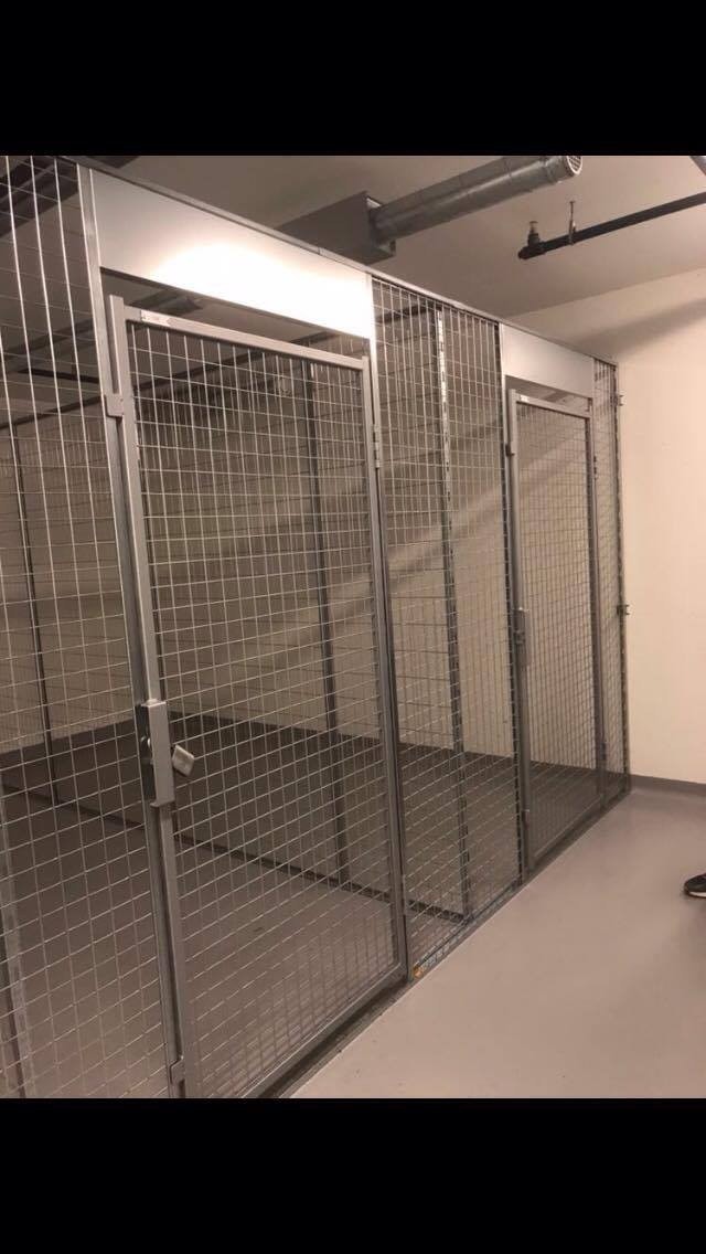 Bod i kjelleren Galleribilde