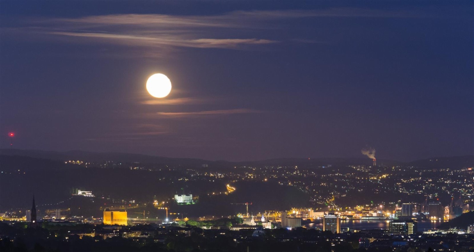 Fin kveldsbilde. Galleribilde