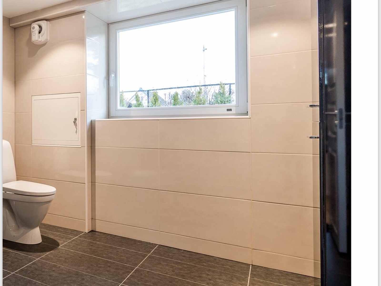 Romslig bad Galleribilde