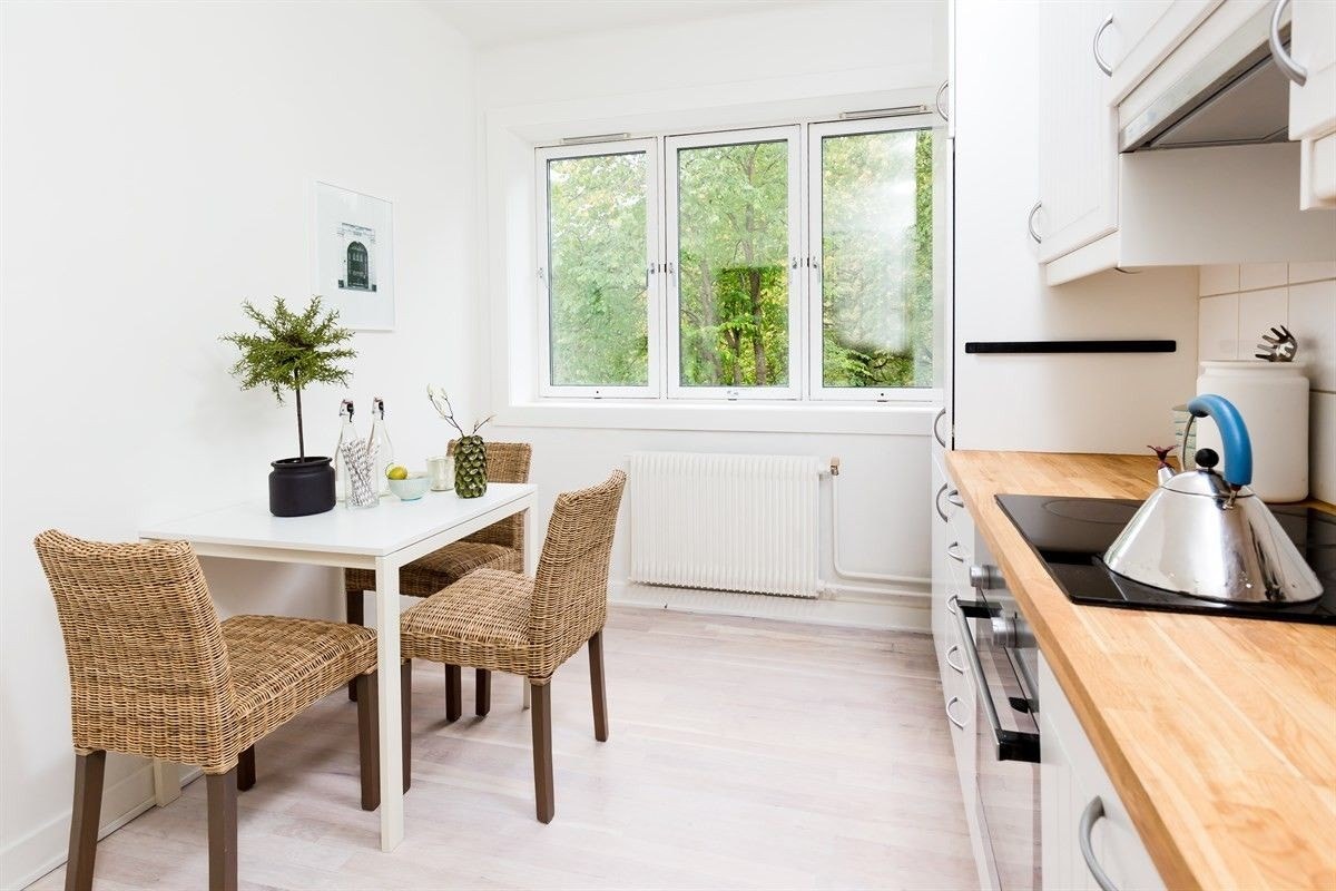 Hyggelig spiseplass på kjøkkenet Galleribilde