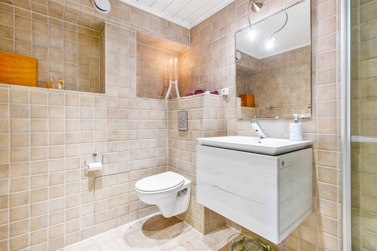 Bad 1 i underetasje Galleribilde