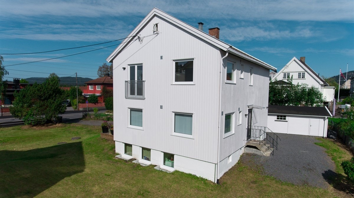 - Velkommen til Vækerøveien 179D - En lekker enebolig pusset opp i 2017 - Galleribilde