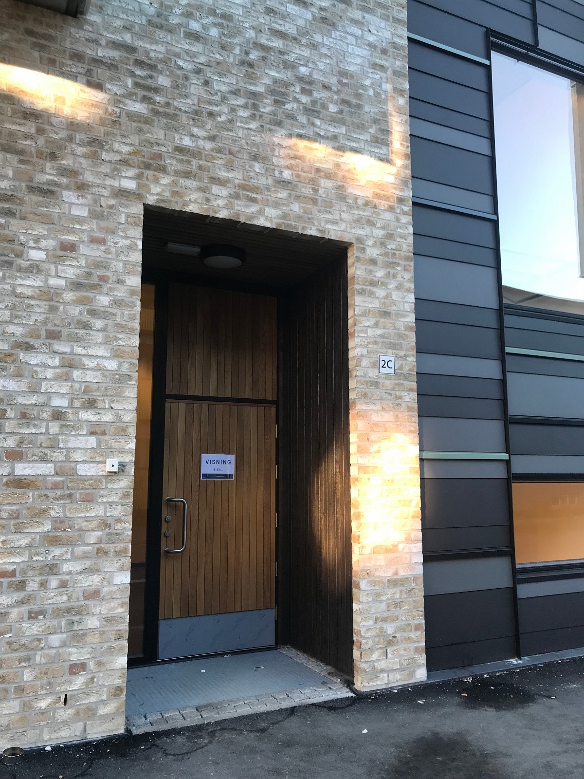 Inngangsparti Galleribilde