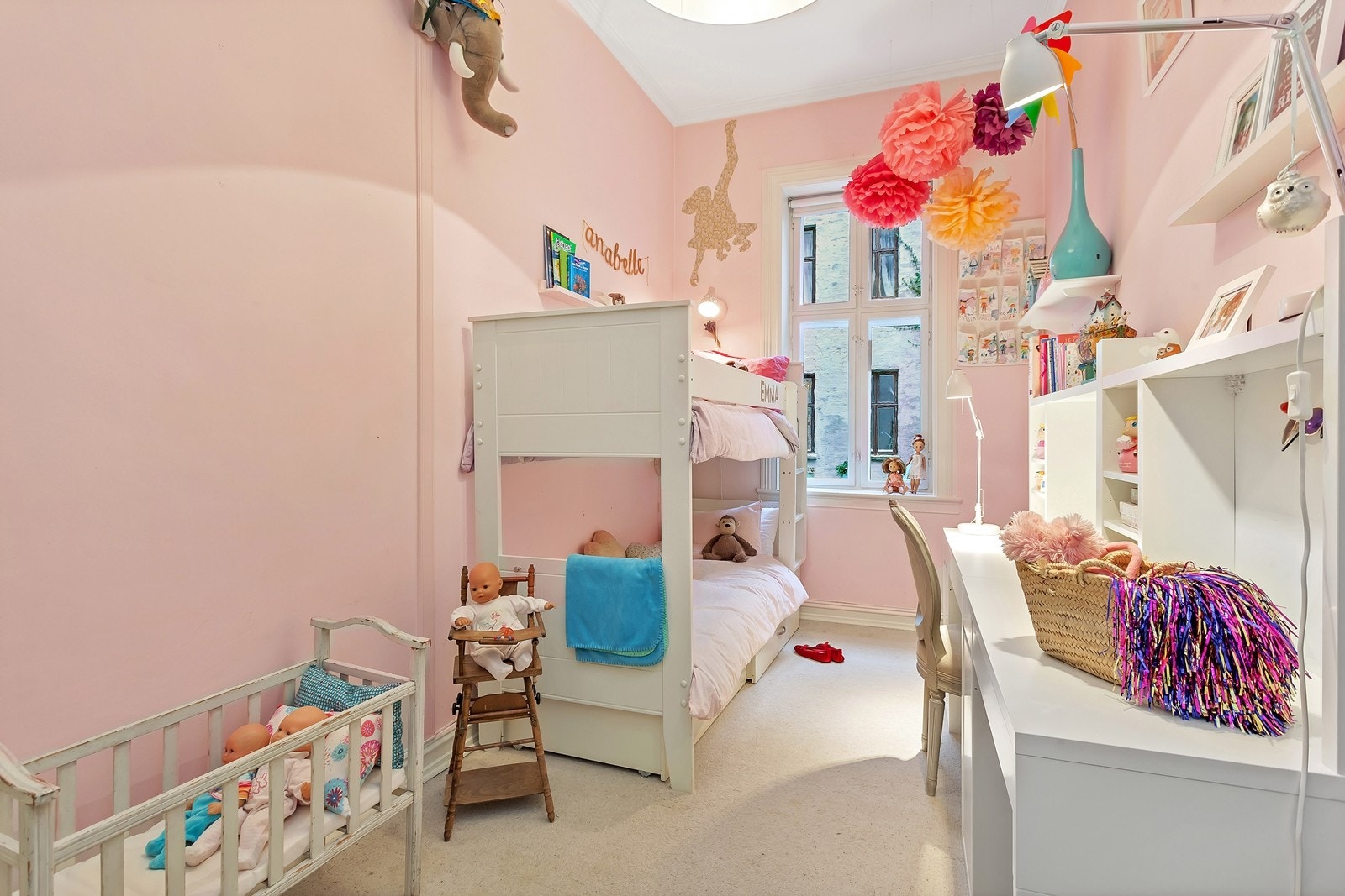 Det siste soverommet vender også ut mot bakgården. Galleribilde