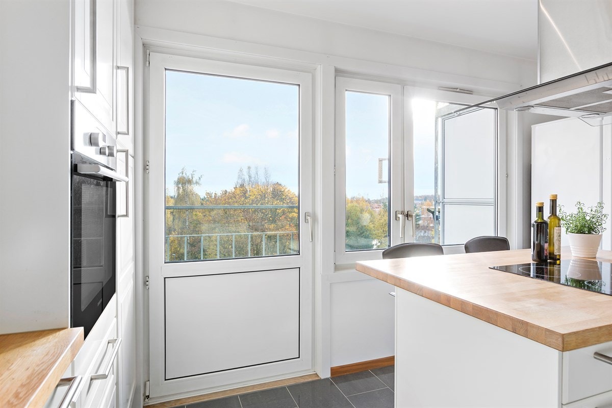 Fransk balkong på kjøkkenet Galleribilde