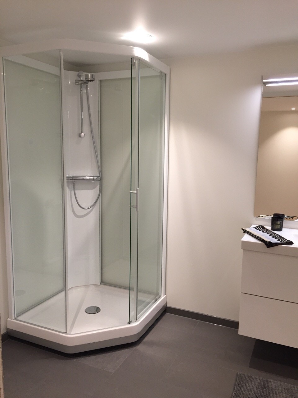 Bad/ dusj Galleribilde