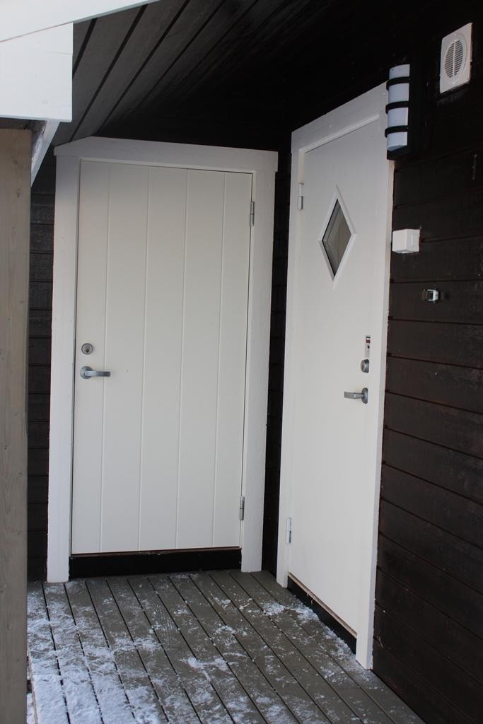 Praktisk med bod ved inngangsdør Galleribilde