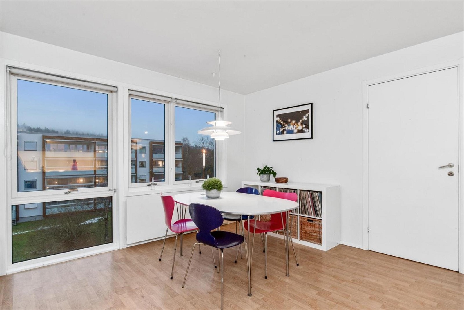 God plass til spisebord Galleribilde