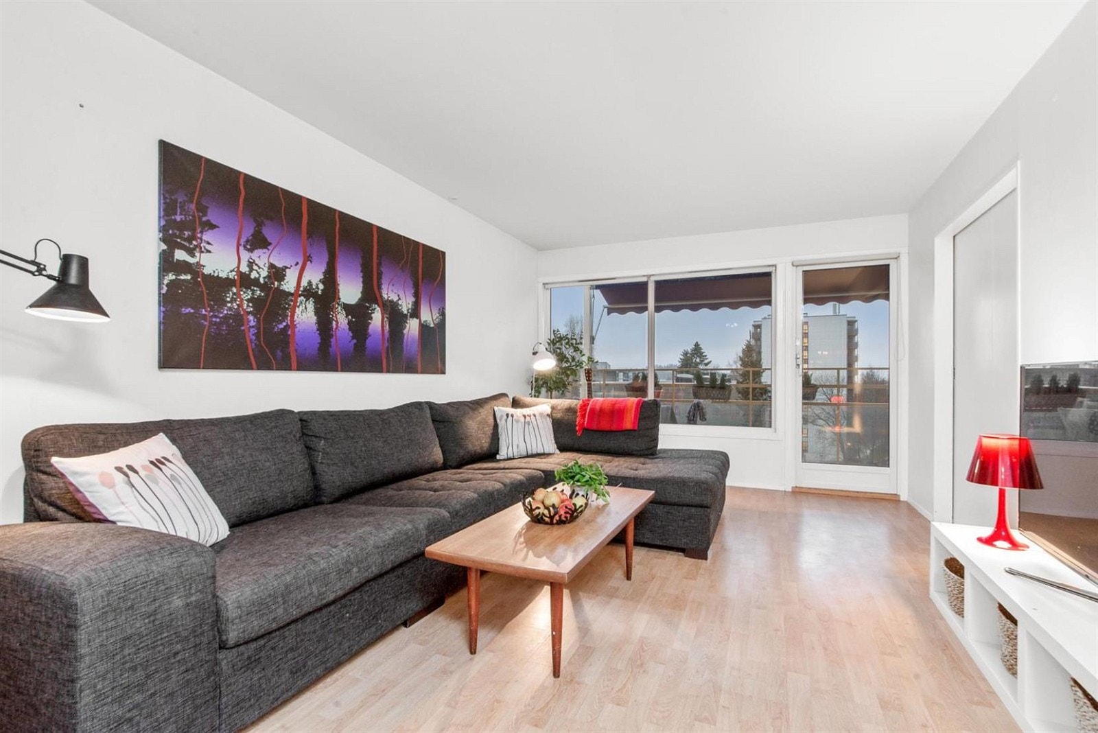 Stue med utgang til balkong på ca. 11 kvm Galleribilde