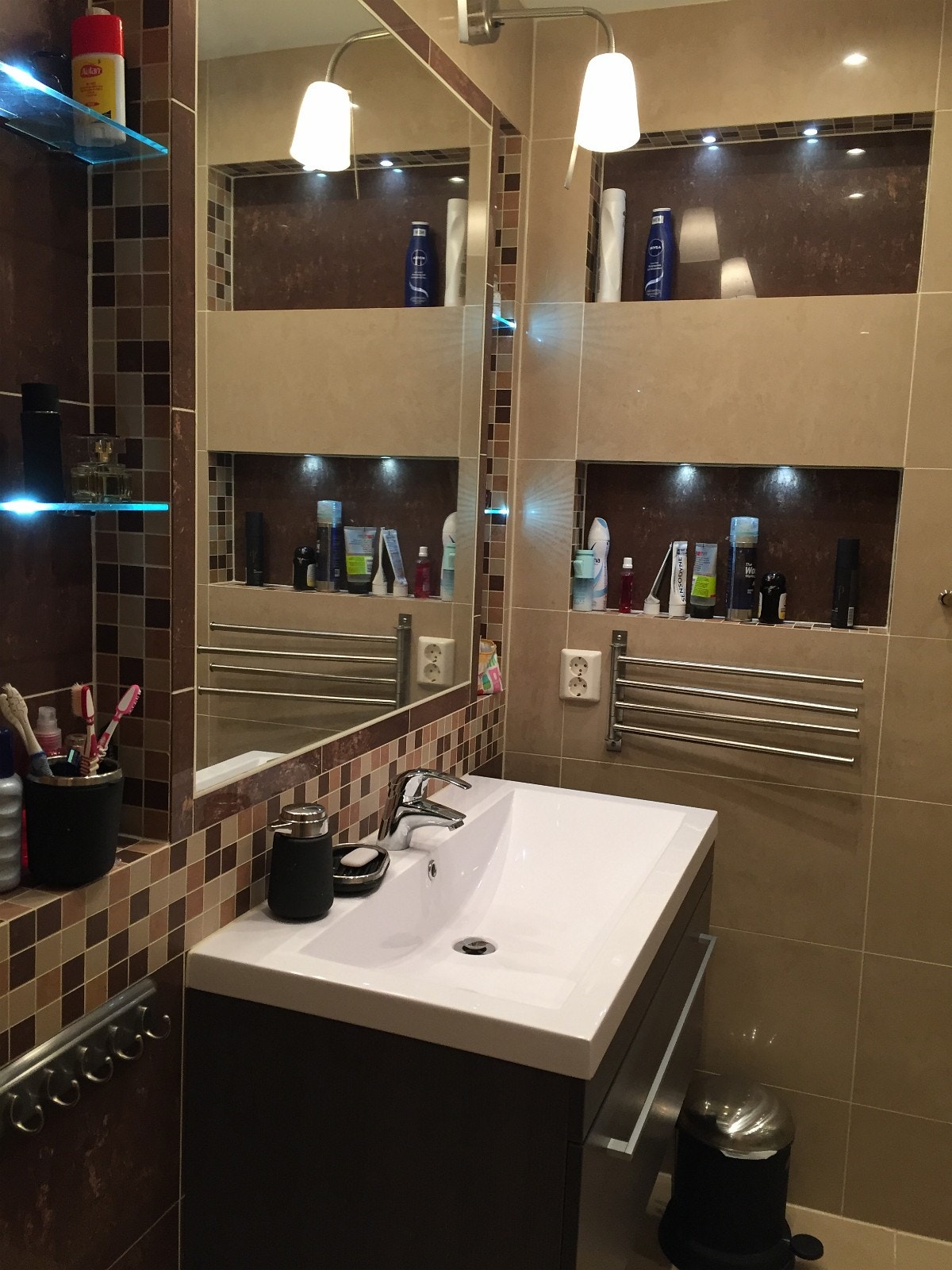 Lekre detaljer største bad Galleribilde