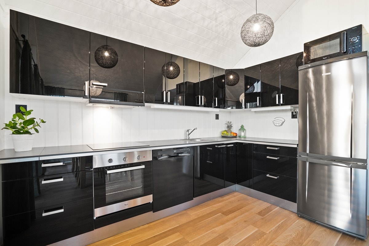 Flott kjøkken! Hvitevarene følger med Galleribilde