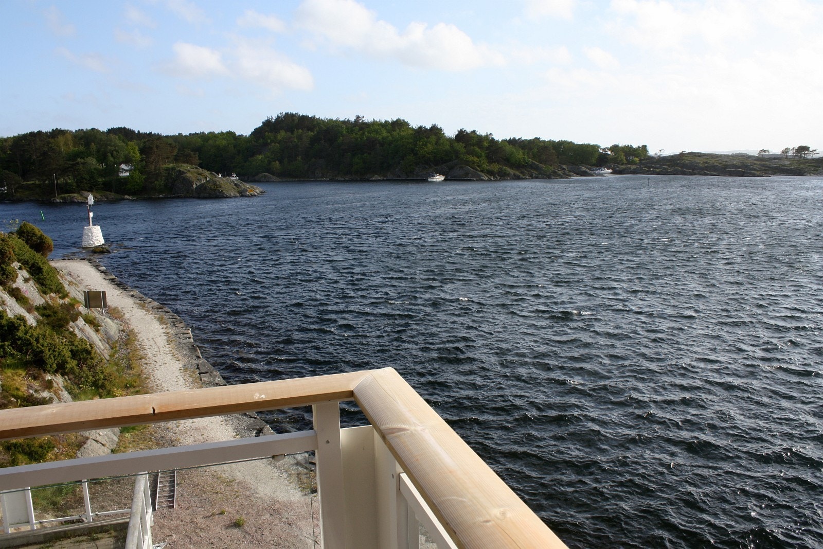 Utsikt fra veranda i 2 etg. Galleribilde