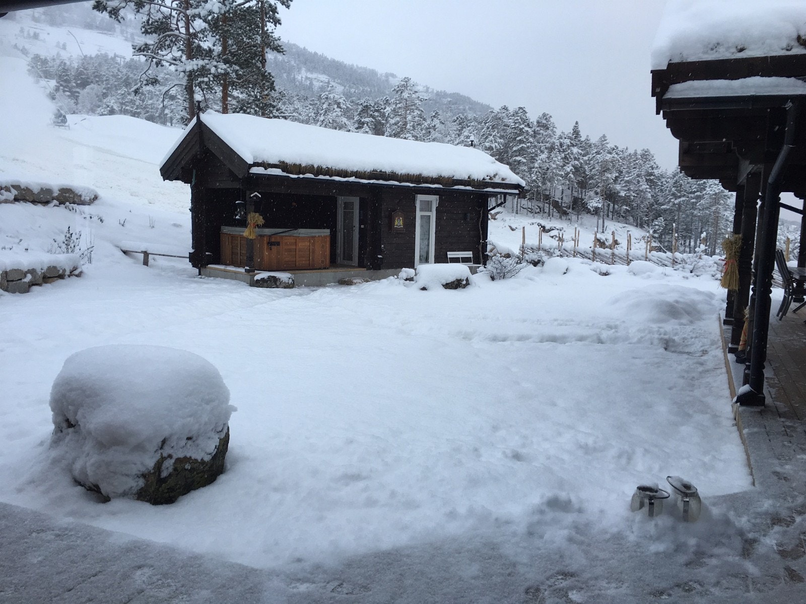 Vinterbilder: oftest/alltid nok kunstsnø frem til påske. Galleribilde