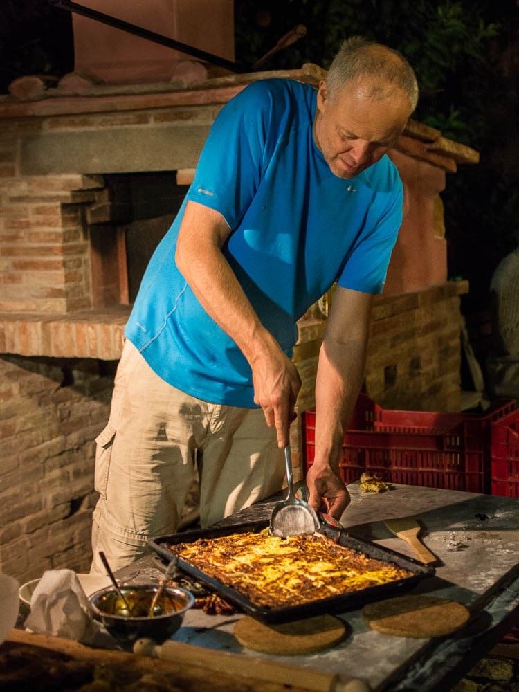 Ricottakake stekt i pizzaovnen Galleribilde