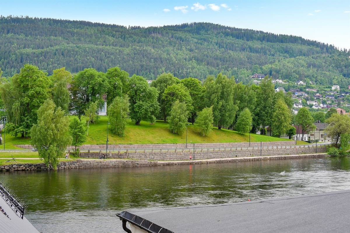 Fra terrassen kan nydelig utsikt nytes. Galleribilde