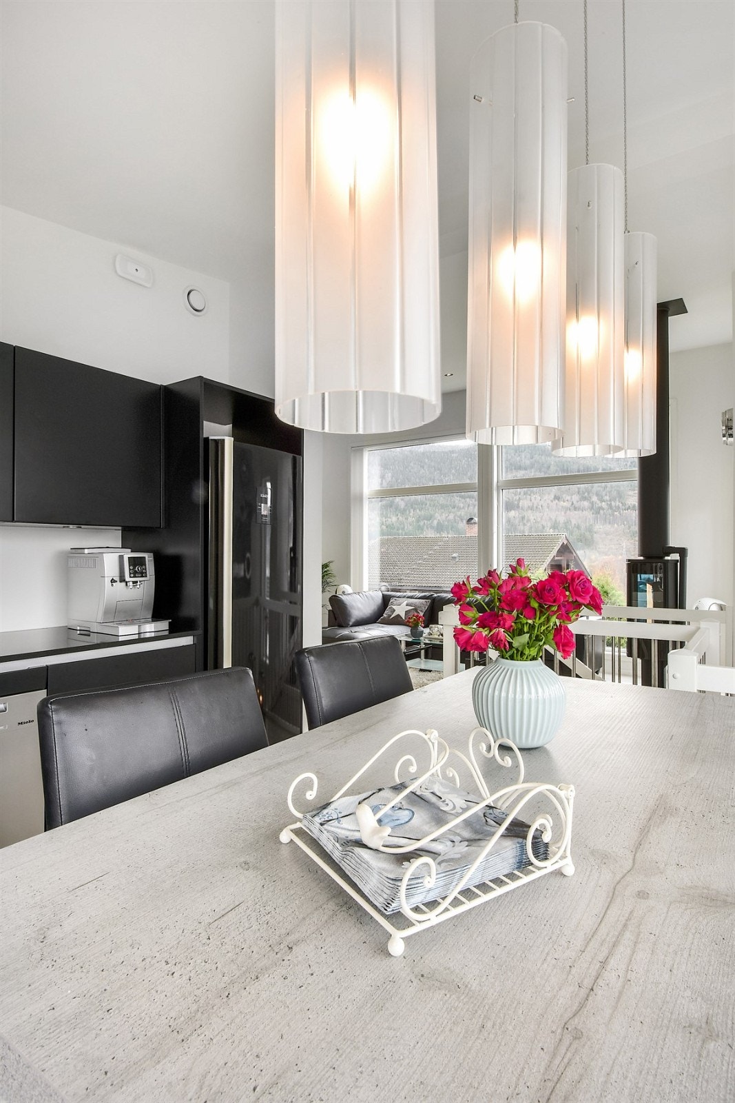 Fin dekorasjon på kjøkken. Galleribilde