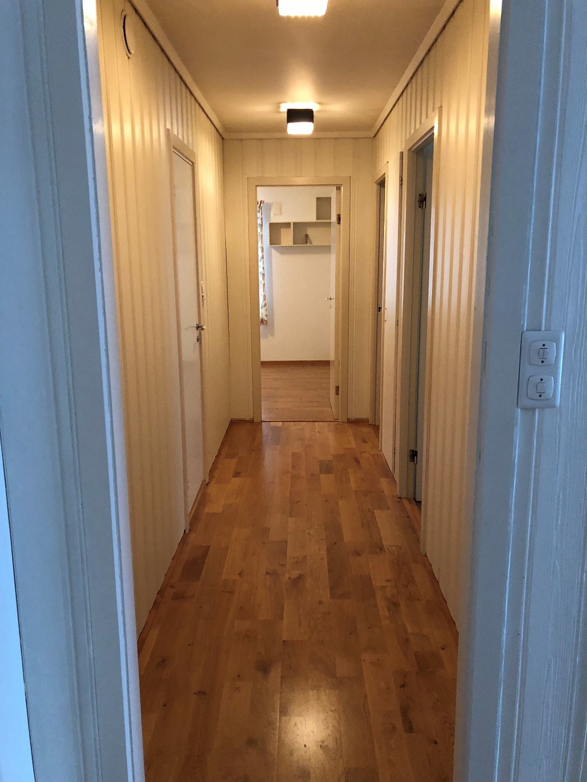 Gang til toalett og soverom 2.etasje Galleribilde