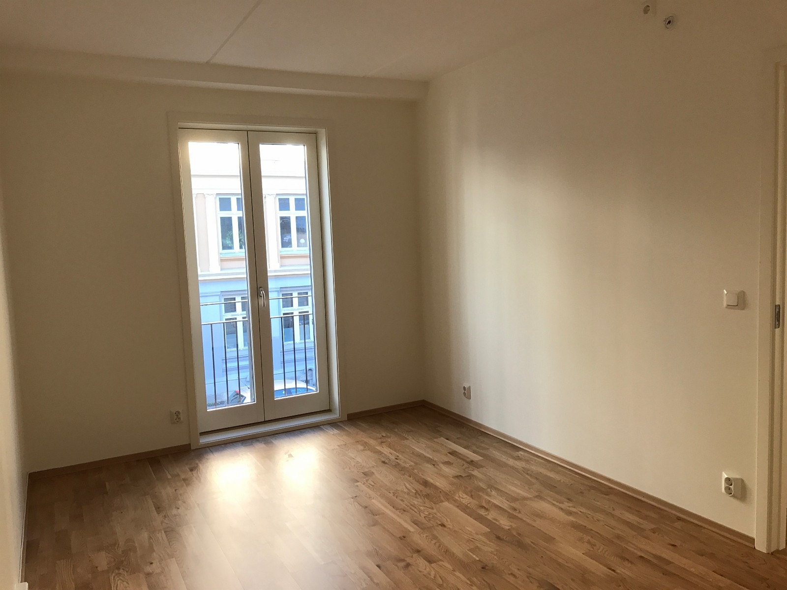 Rom 1. Ca 13 kvm. Utleid (jente, 24 år) Galleribilde