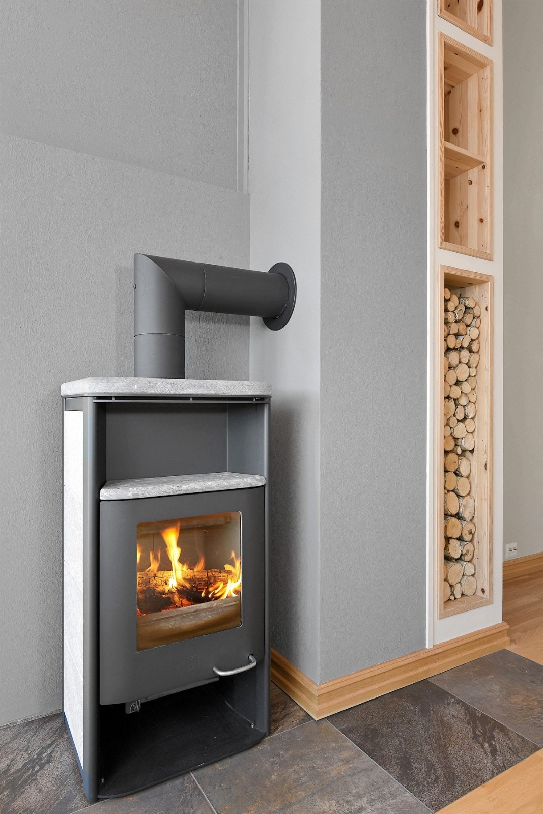 Vedovn som gir god varme til tredje etasje. Galleribilde